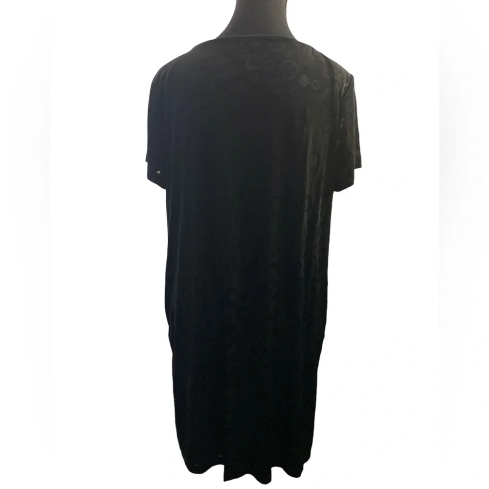 TRAVELERS BY CHICOS CLASSIC BLACK JACQUARD MINI DRESS SIZE 2 EUC - Picture 3 of 8